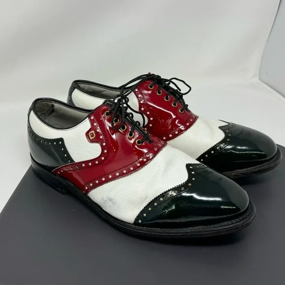 Vintage FootJoy Classics Golf Shoes Size 10.5 Wing Tip Style #50802no Spikes